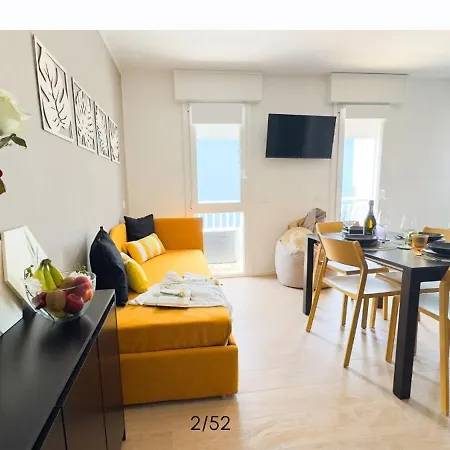 公寓 Bagatela And Flat, Attico Laguna E Mare